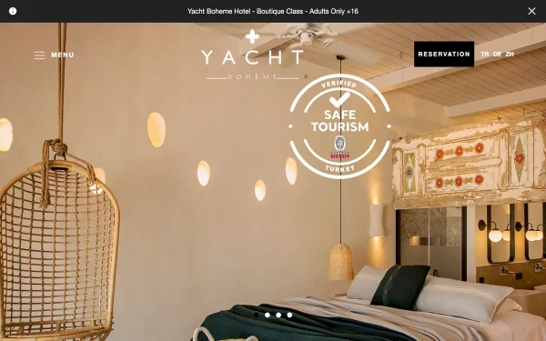 Сайт Yacht Boheme Hotel